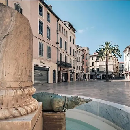 Le Questel - In The Heart Of The With Nîmes